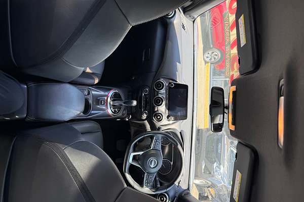 2023 Nissan JUKE ST-L F16