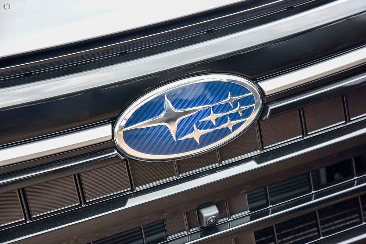 2025 Subaru Forester Hybrid Touring S6