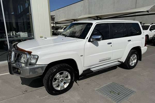 2012 Nissan Patrol ST GU 8
