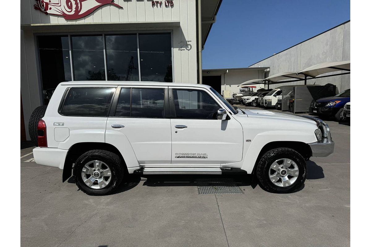 2012 Nissan Patrol ST GU 8