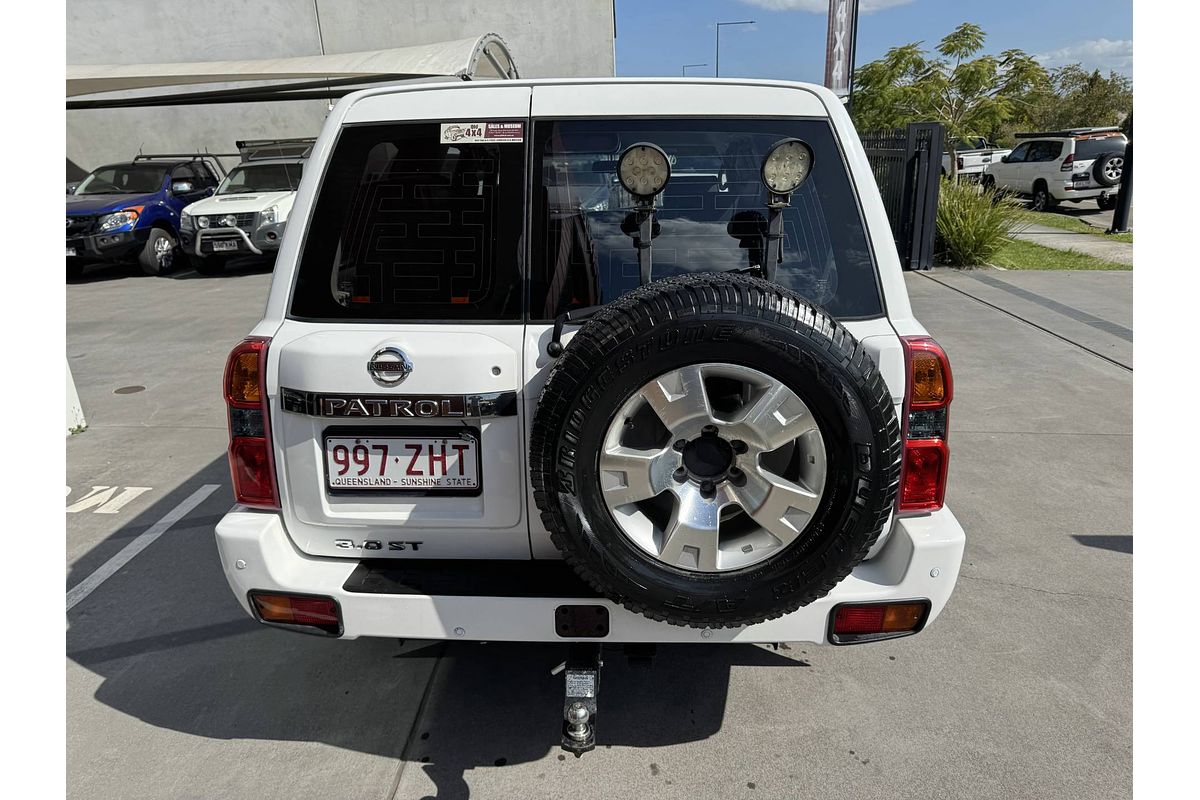 2012 Nissan Patrol ST GU 8