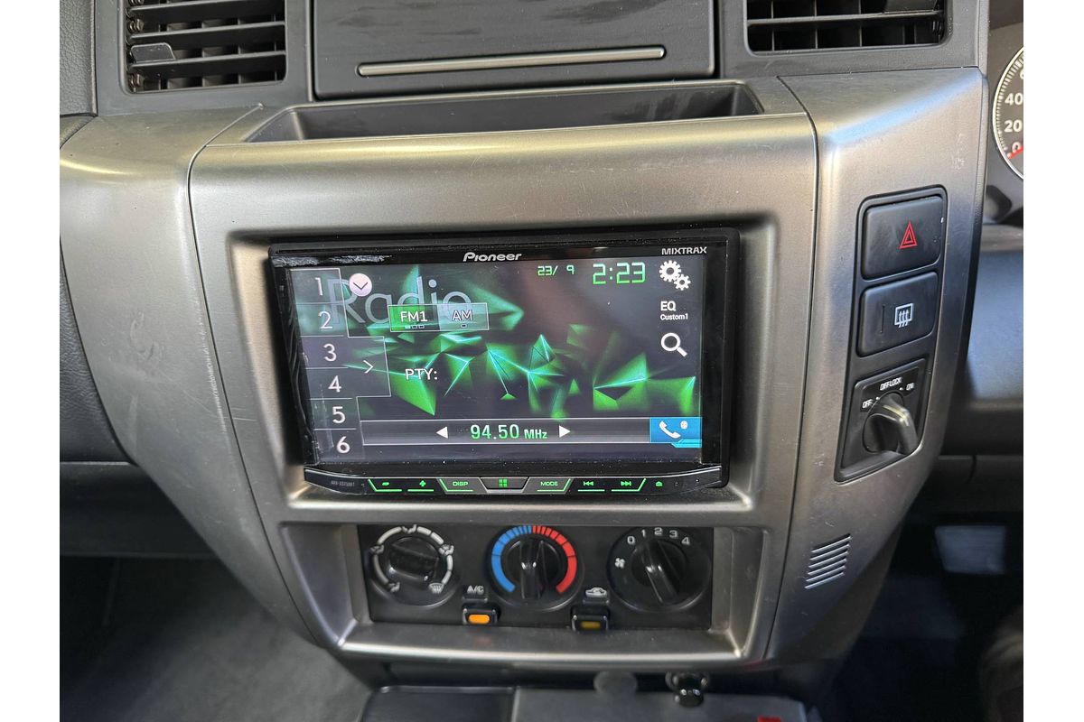 2012 Nissan Patrol ST GU 8