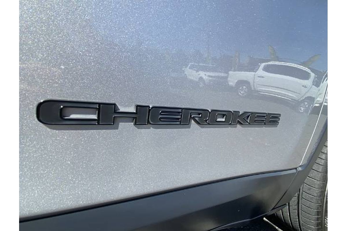 2019 Jeep Cherokee Night Eagle KL