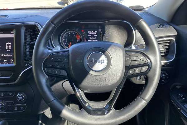 2019 Jeep Cherokee Night Eagle KL