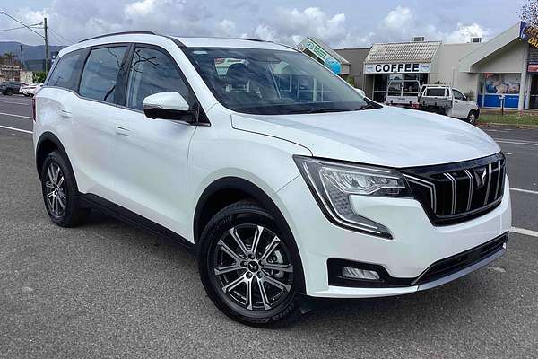 2025 Mahindra XUV700 AX7L