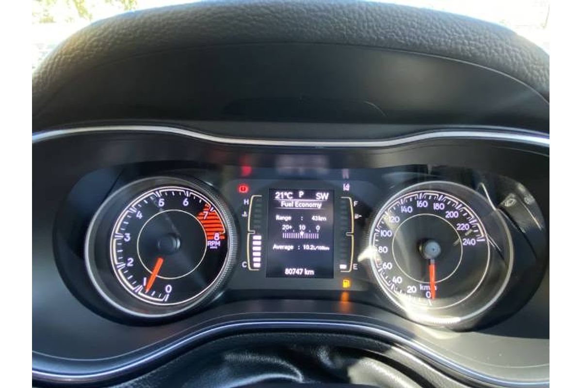 2019 Jeep Cherokee Night Eagle KL