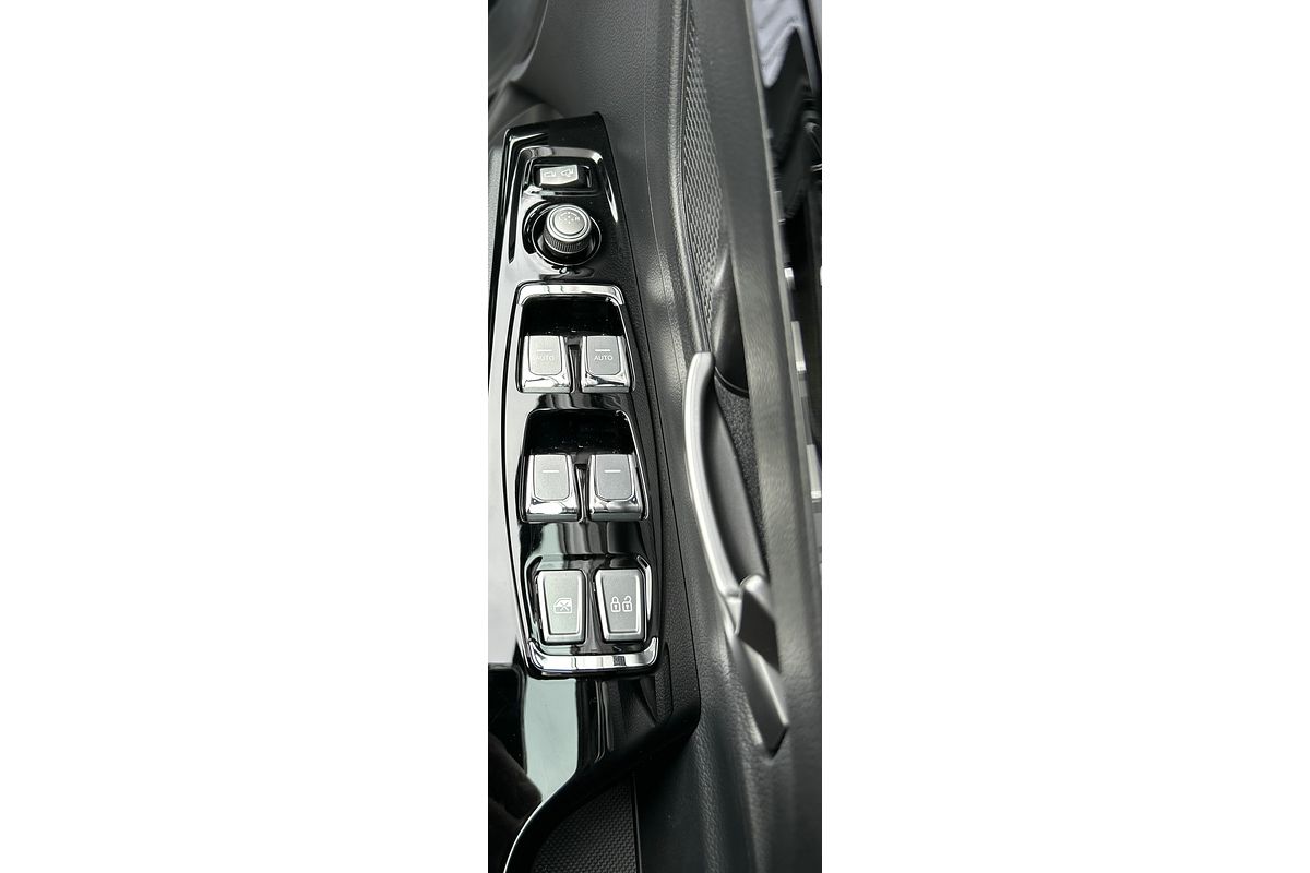 2024 SsangYong Korando ELX C300