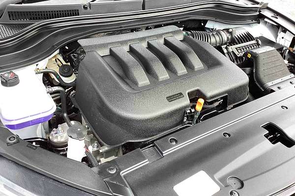 2025 Mahindra XUV700 AX7L