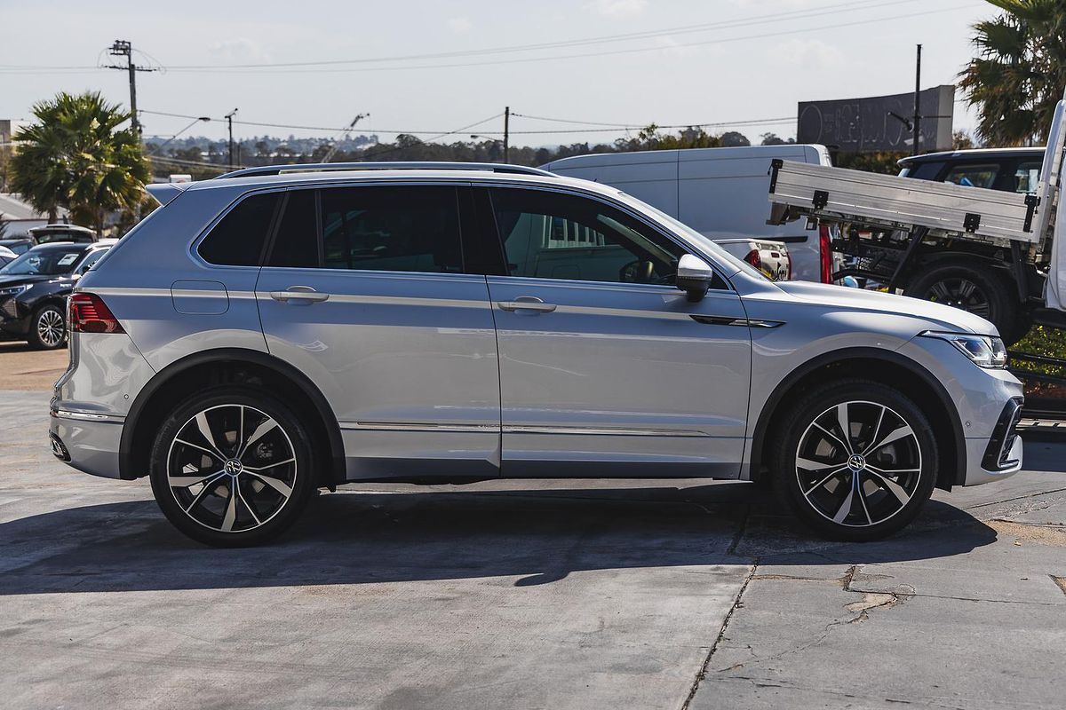 2023 Volkswagen Tiguan 162TSI R-Line 5N