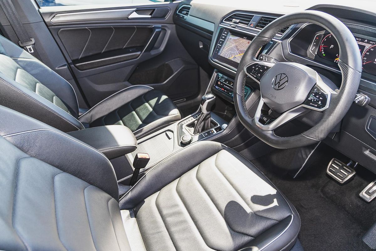 2023 Volkswagen Tiguan 162TSI R-Line 5N