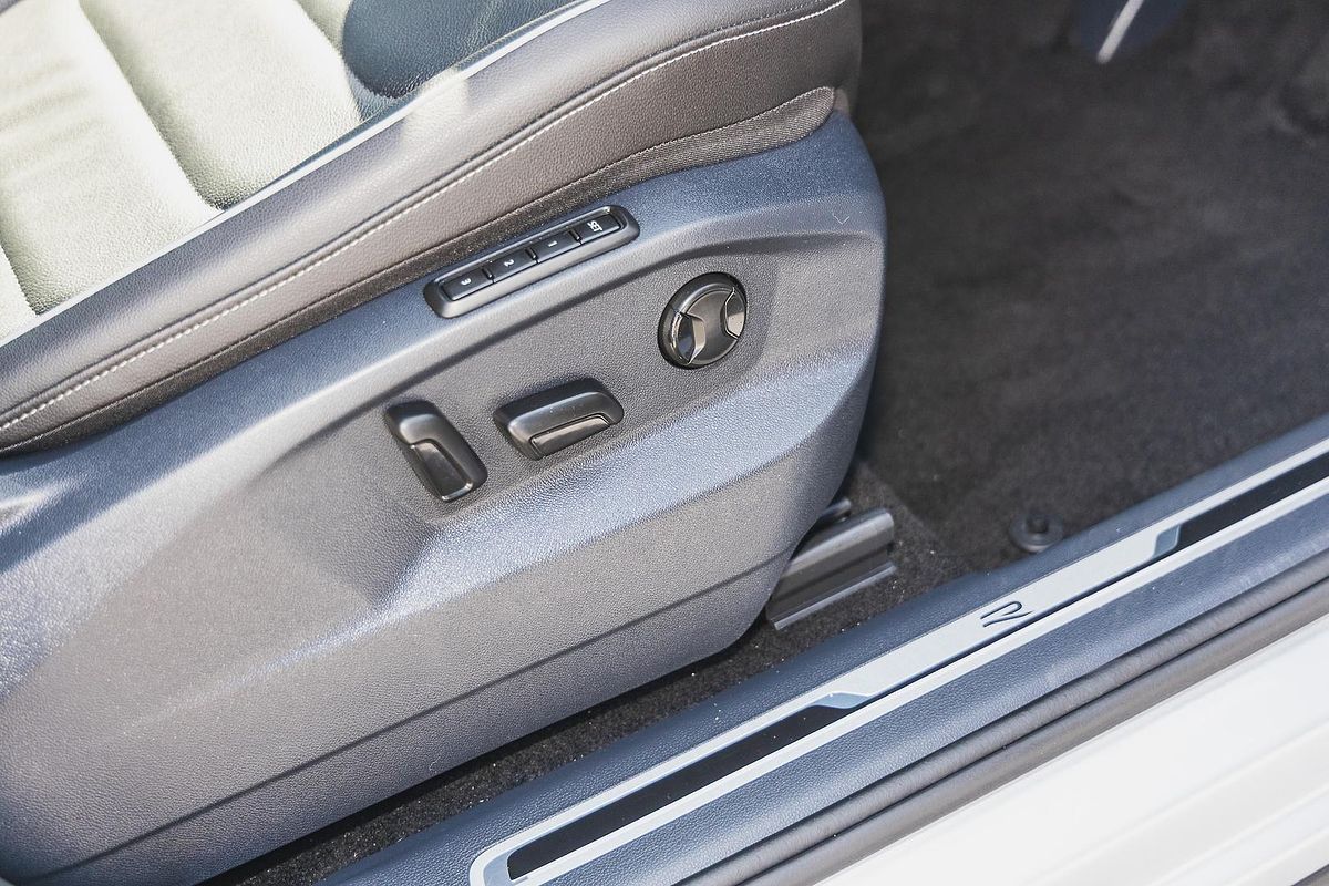 2023 Volkswagen Tiguan 162TSI R-Line 5N