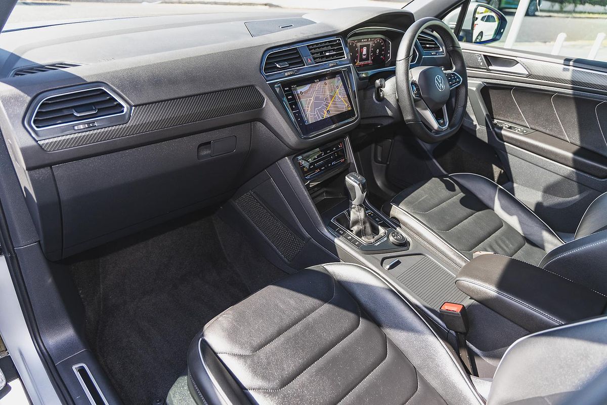 2023 Volkswagen Tiguan 162TSI R-Line 5N