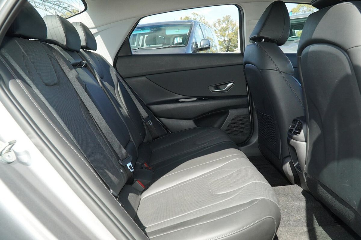 2024 Hyundai i30 Elite CN7.V2