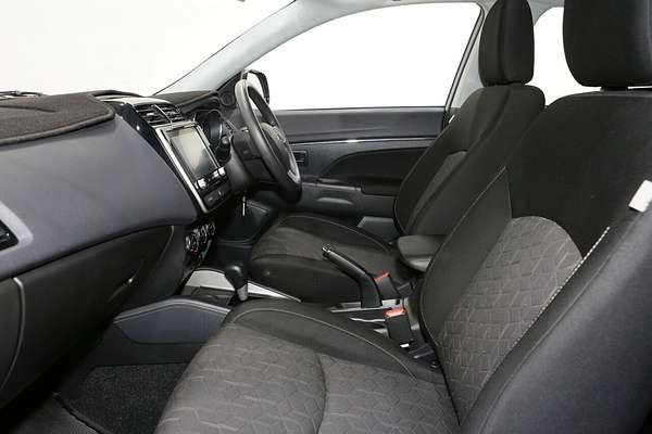 2024 Mitsubishi ASX GS XD