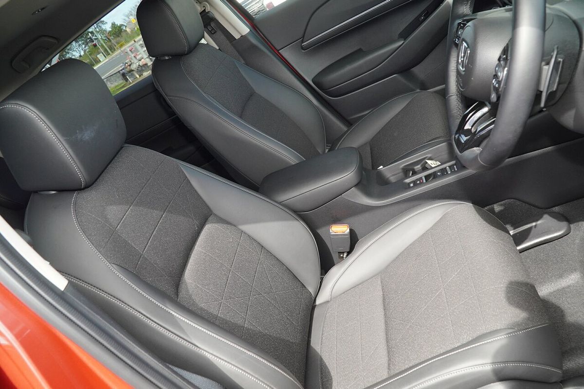 2024 Honda HR-V e:HEV L