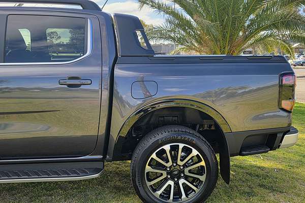 2025 Ford Ranger Platinum 4X4 3.0L