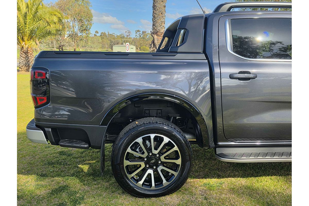 2025 Ford Ranger Platinum 4X4 3.0L