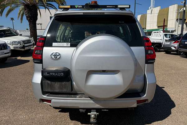2022 Toyota Landcruiser Prado GX GDJ150R