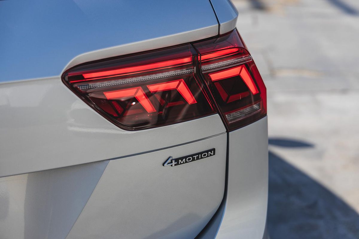 2023 Volkswagen Tiguan 162TSI R-Line 5N