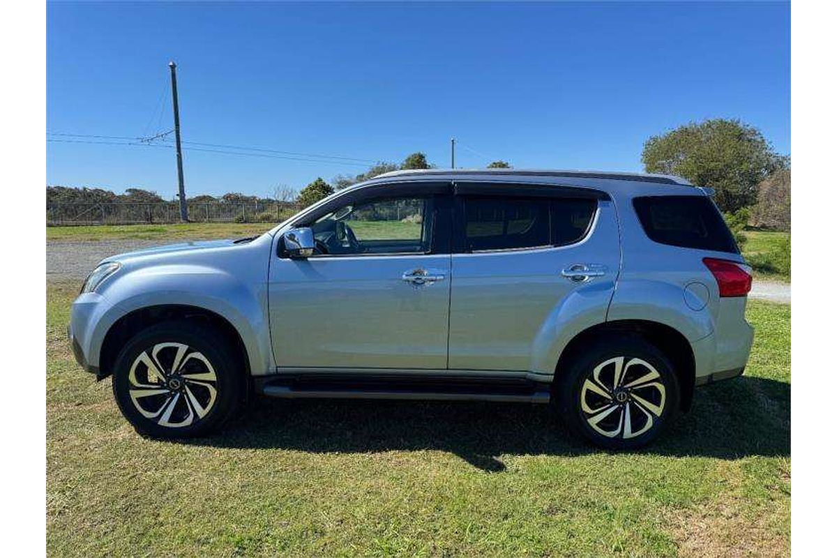 2016 Isuzu MU-X LS-T