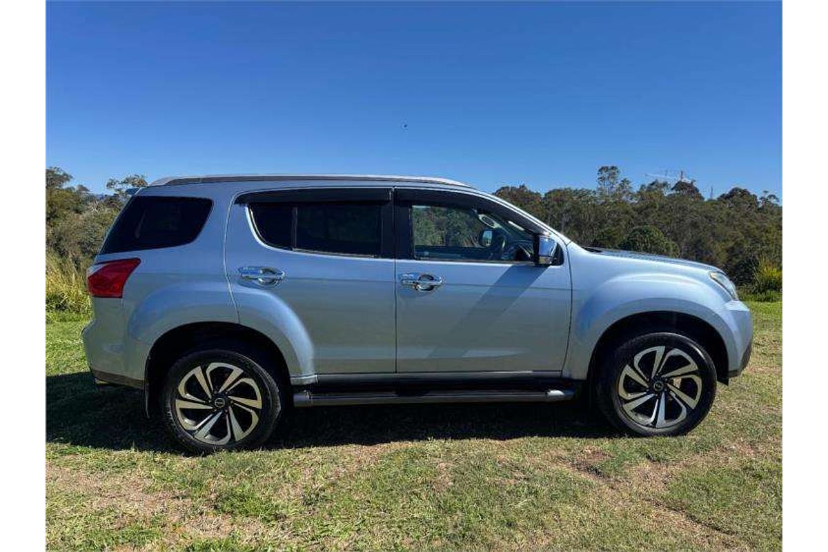 2016 Isuzu MU-X LS-T