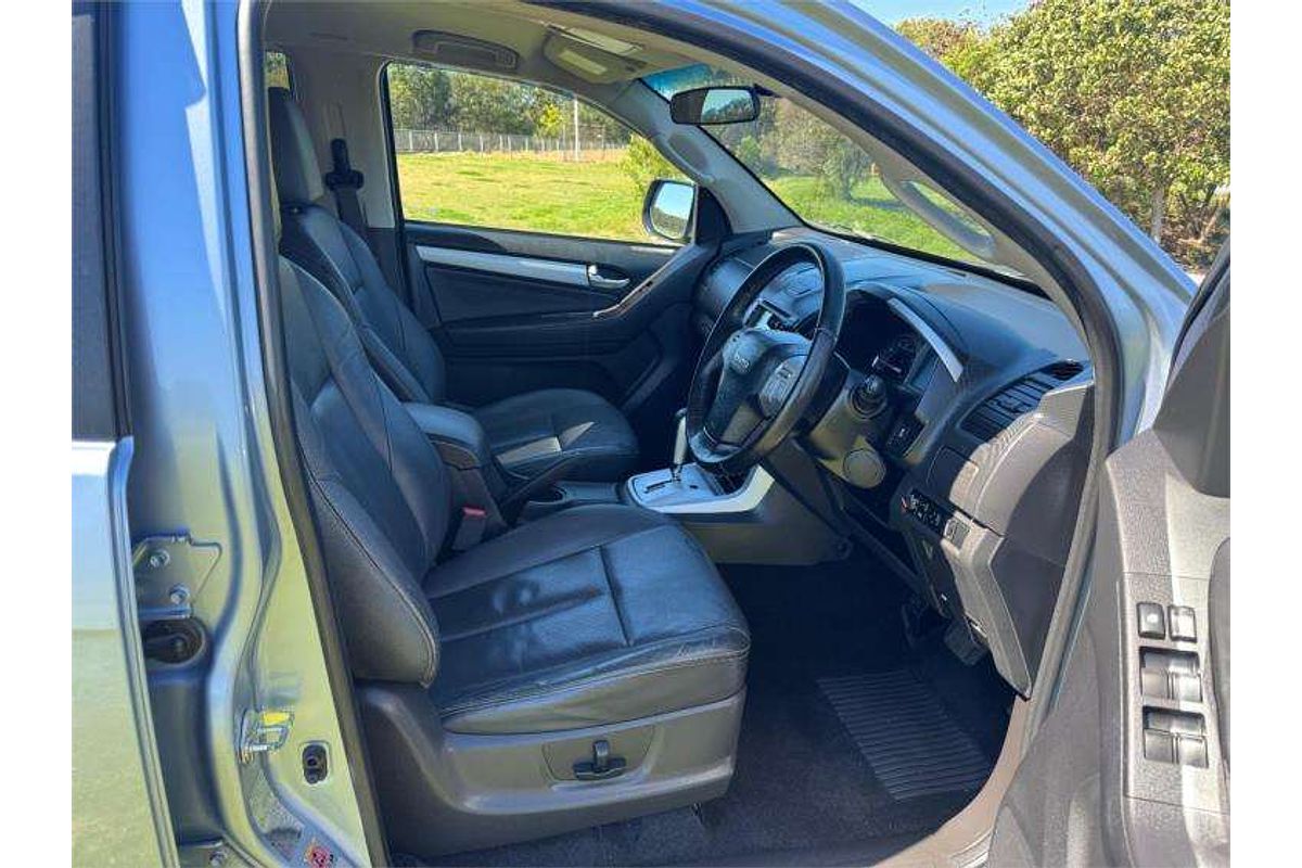 2016 Isuzu MU-X LS-T
