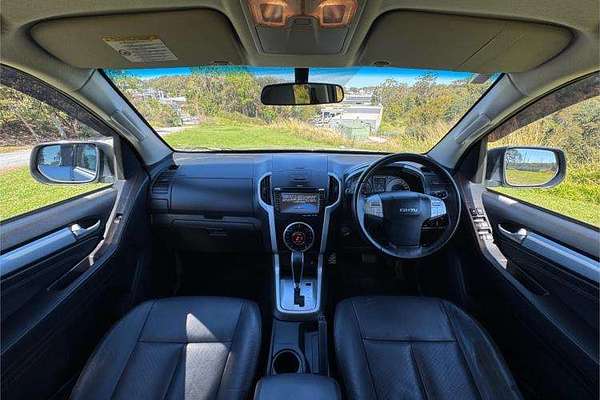 2016 Isuzu MU-X LS-T