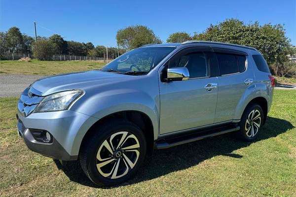 2016 Isuzu MU-X LS-T