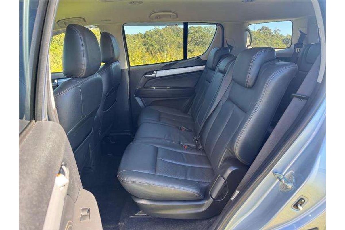 2016 Isuzu MU-X LS-T
