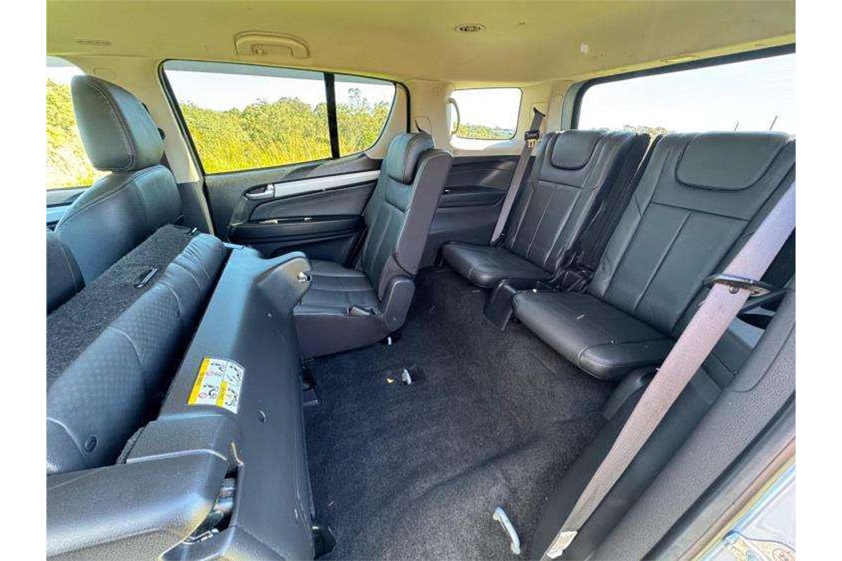 2016 Isuzu MU-X LS-T