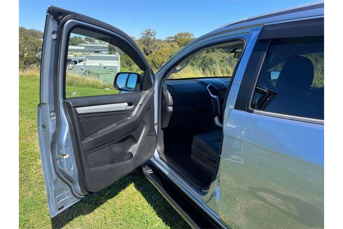 2016 Isuzu MU-X LS-T
