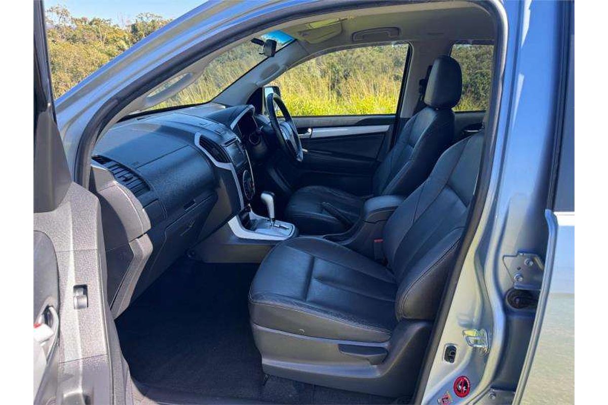 2016 Isuzu MU-X LS-T