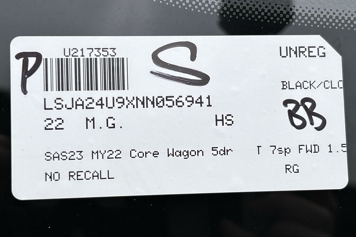 2022 MG HS Core SAS23