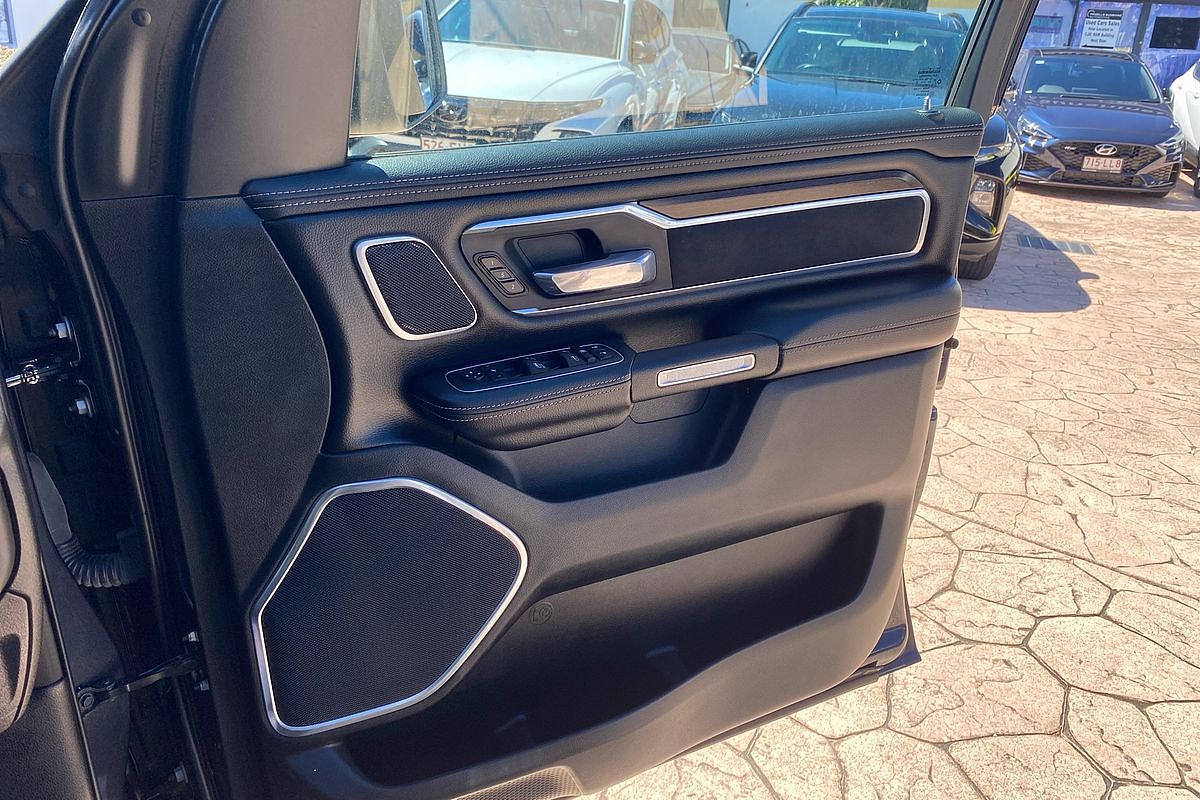 2020 RAM 1500 Laramie DS 4X4 SWB