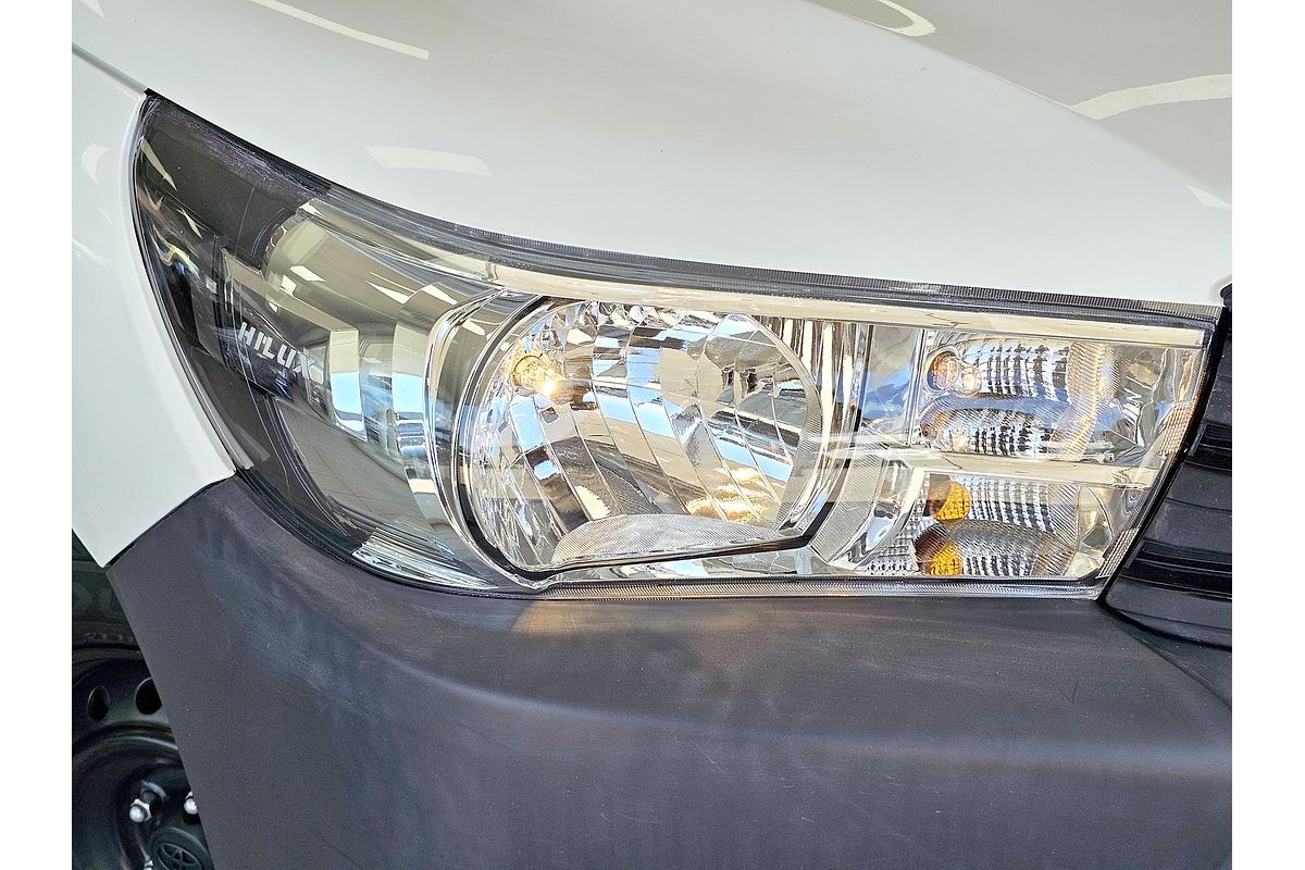 2017 Toyota Hilux Workmate TGN121R Rear Wheel Drive