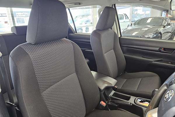 2017 Toyota Hilux Workmate TGN121R Rear Wheel Drive
