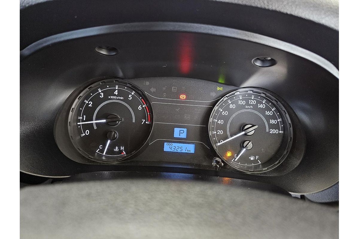 2017 Toyota Hilux Workmate TGN121R Rear Wheel Drive