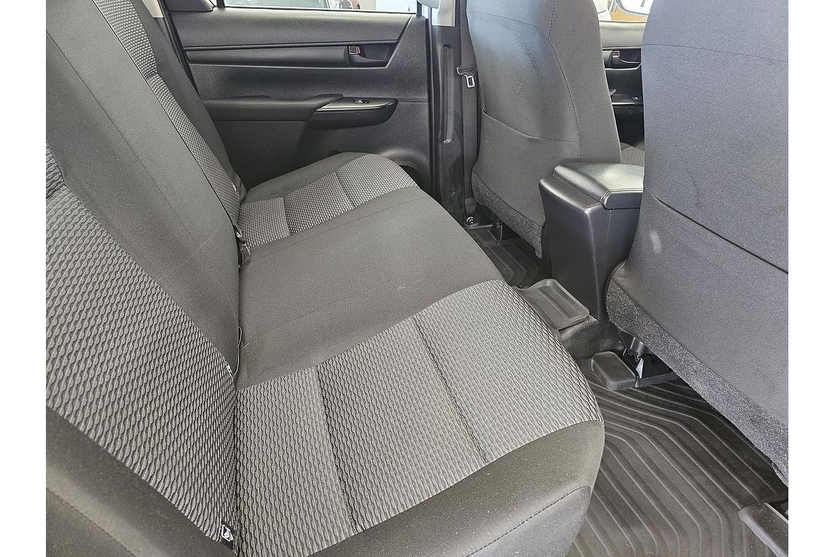 2017 Toyota Hilux Workmate TGN121R Rear Wheel Drive