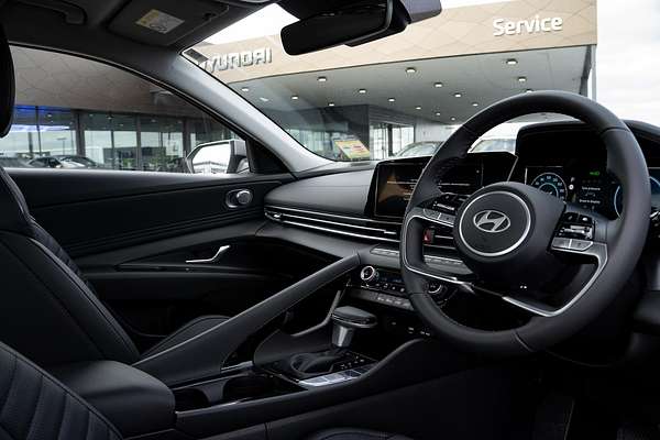2025 Hyundai i30 Elite Hybrid CN7.V2