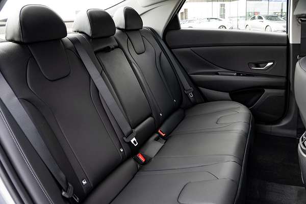 2025 Hyundai i30 Elite Hybrid CN7.V2