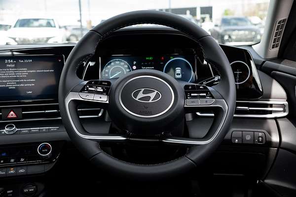 2025 Hyundai i30 Elite Hybrid CN7.V2