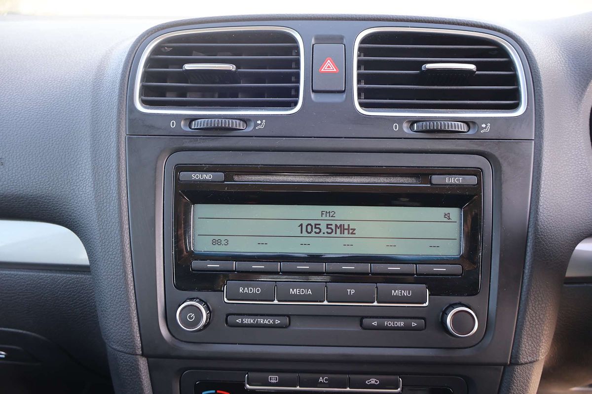 2011 Volkswagen Golf 77 TDI BLUEMOTION 1K MY11