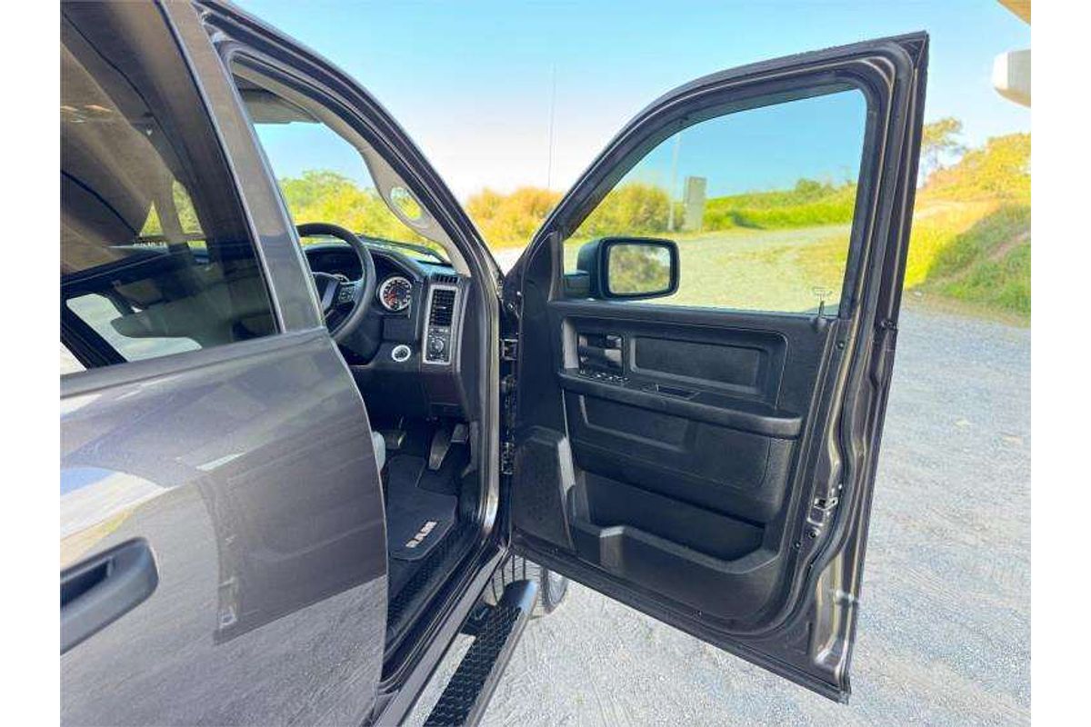 2019 RAM 1500 Express DS 4X4 SWB