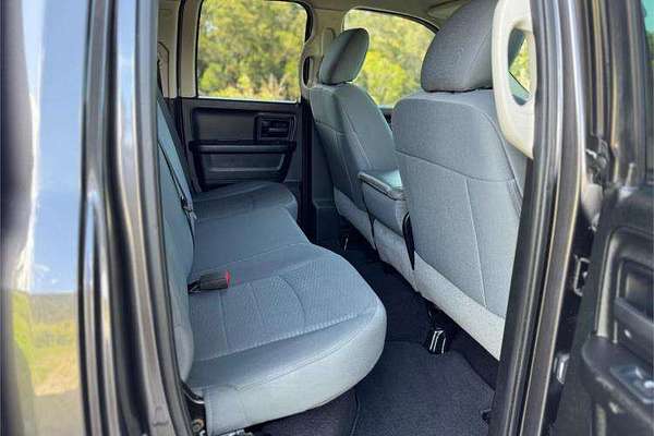 2019 RAM 1500 Express DS 4X4 SWB