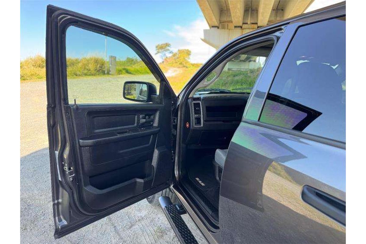 2019 RAM 1500 Express DS 4X4 SWB