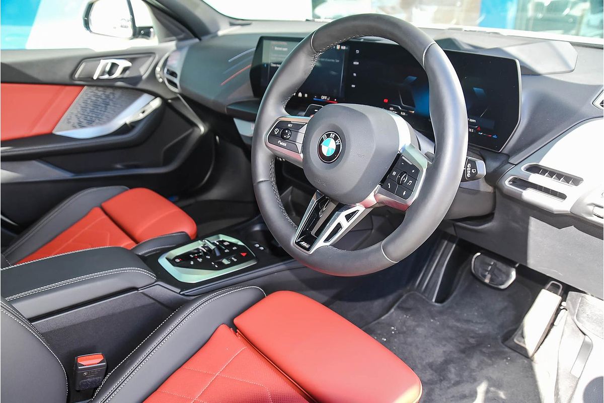 2025 BMW 1 Series 118 M Sport F70