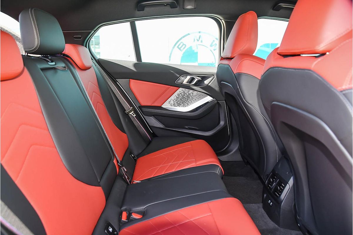 2025 BMW 1 Series 118 M Sport F70