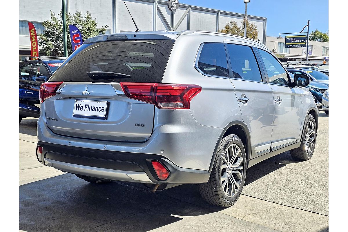 2016 Mitsubishi Outlander Exceed ZK