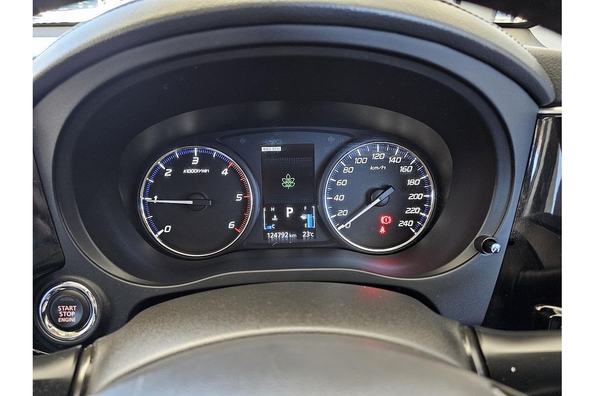 2016 Mitsubishi Outlander Exceed ZK