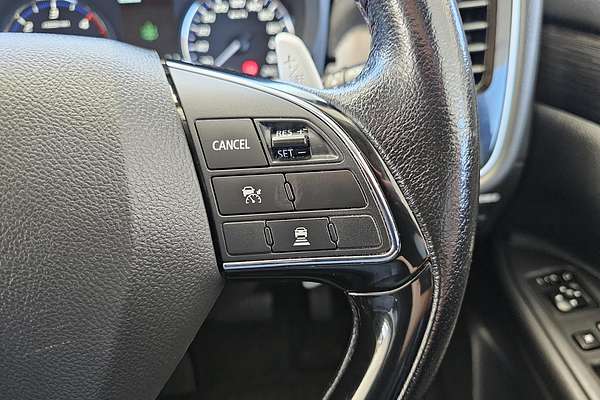 2016 Mitsubishi Outlander Exceed ZK